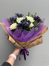 Görseli Galeri görüntüleyiciye yükleyin, Galaksi Buketi