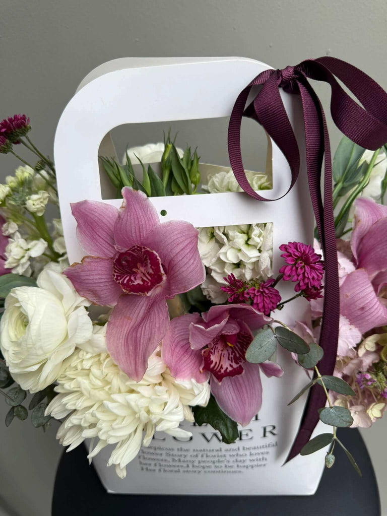 Şık Çanta Aranjmanı